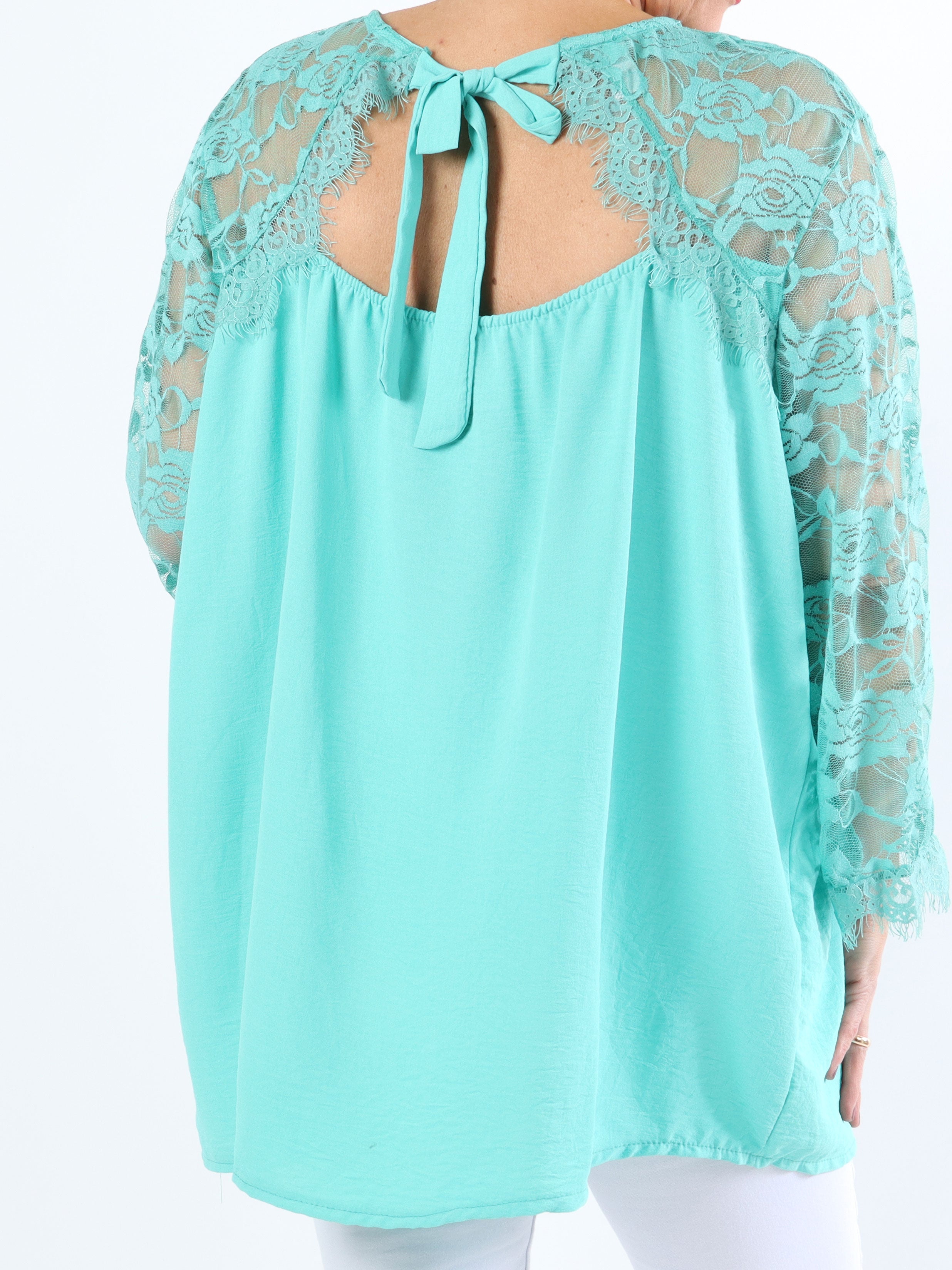 Nadine - Sød plus size blonde tunika med sløjfe i ryggen